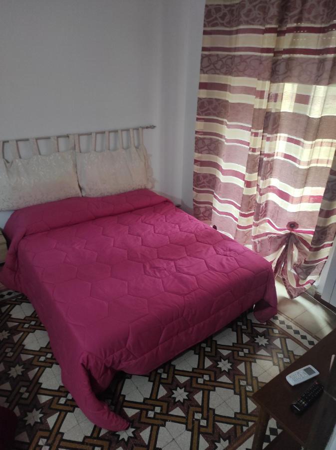 B&B Con Cucina La Ninfea Caltagirone Buitenkant foto