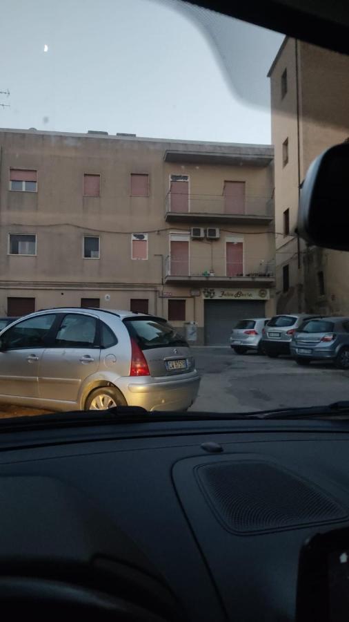 B&B Con Cucina La Ninfea Caltagirone Buitenkant foto